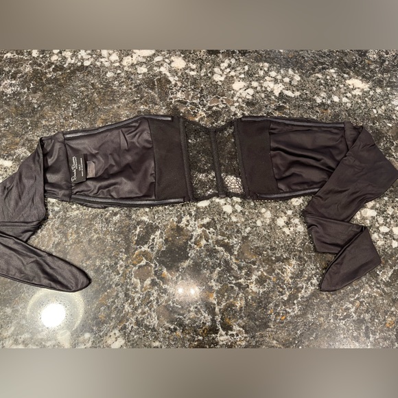 Beach bunny bikini size XL - Picture 9 of 9